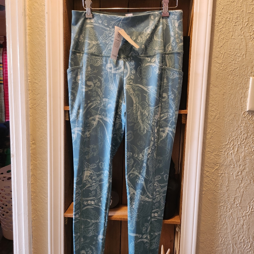 Chico's Leggings size 1